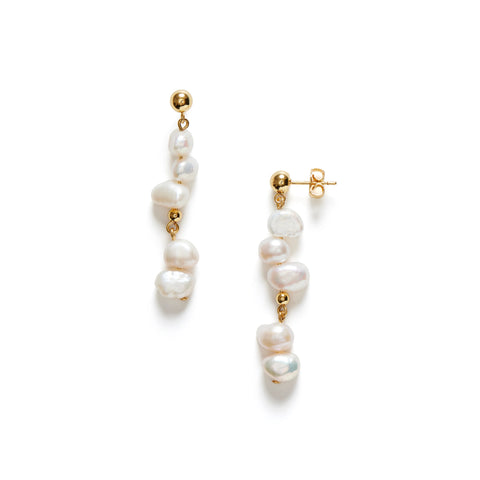 The Pearly Drop Earrings