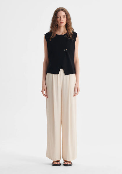 The Bennett Knit Vest in Black
