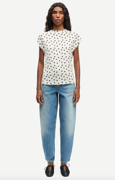 The Saveyra Jeans in Oceanic Blue