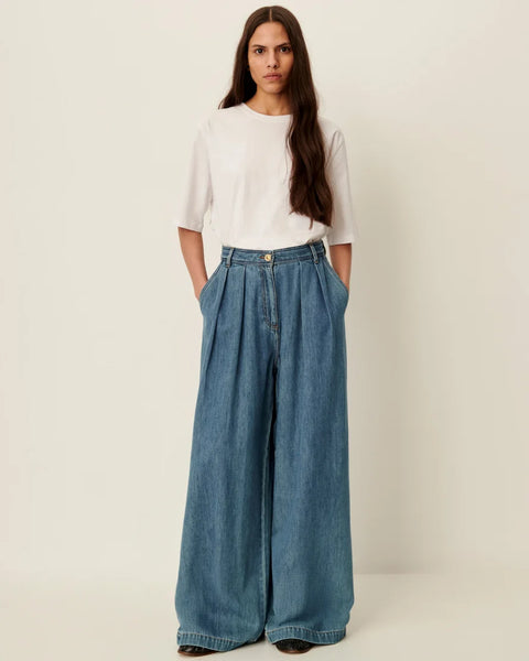 The Diegui Jean in Mid Blue